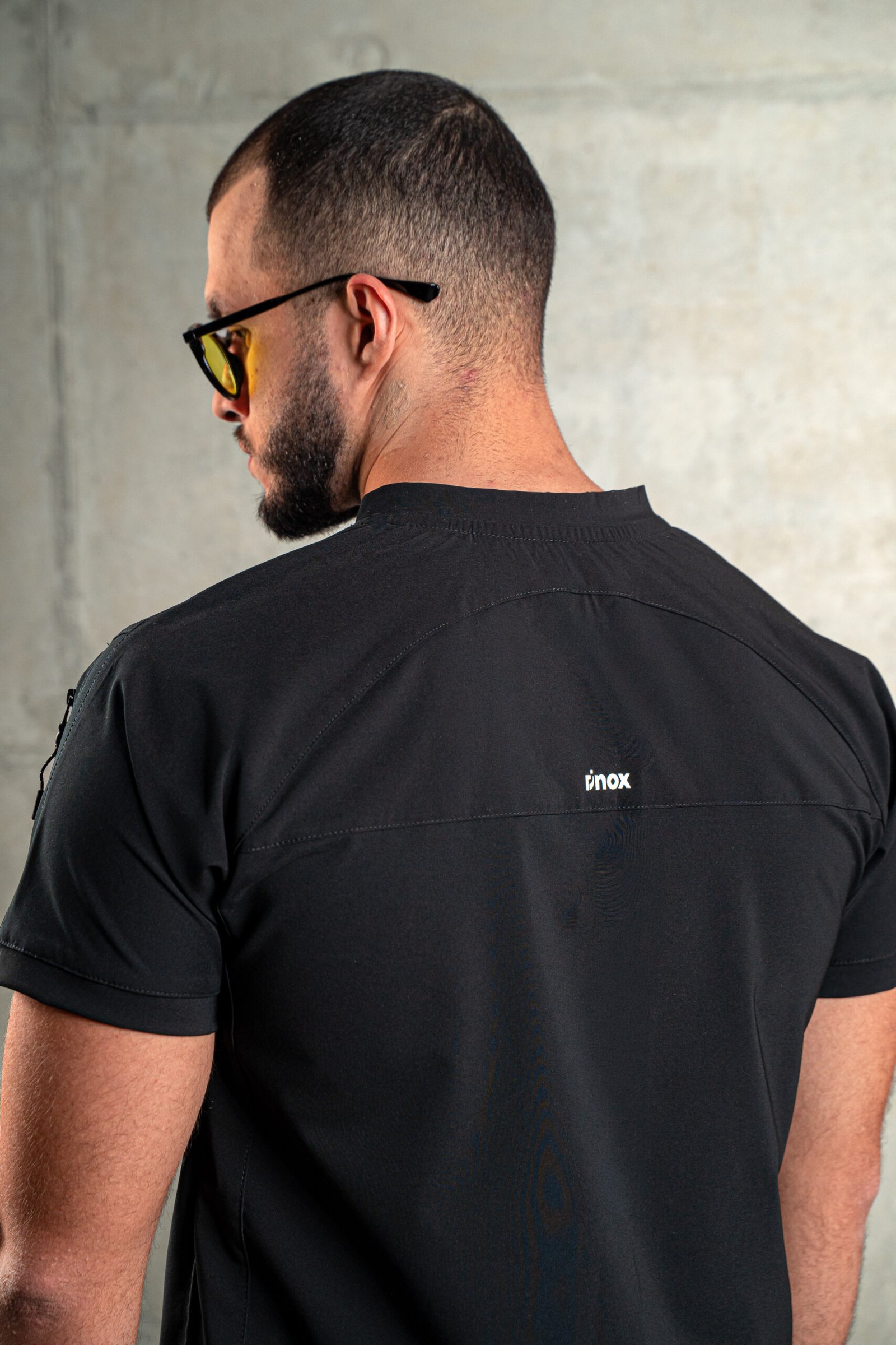 conjunto masculino negro bolsillo en hombro conjunto masculino negro bolsillo en hombro
